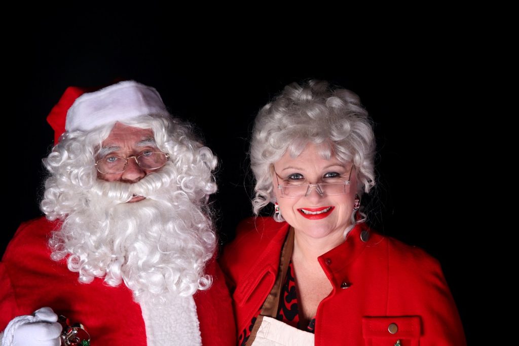 Mr & Mrs CLaus