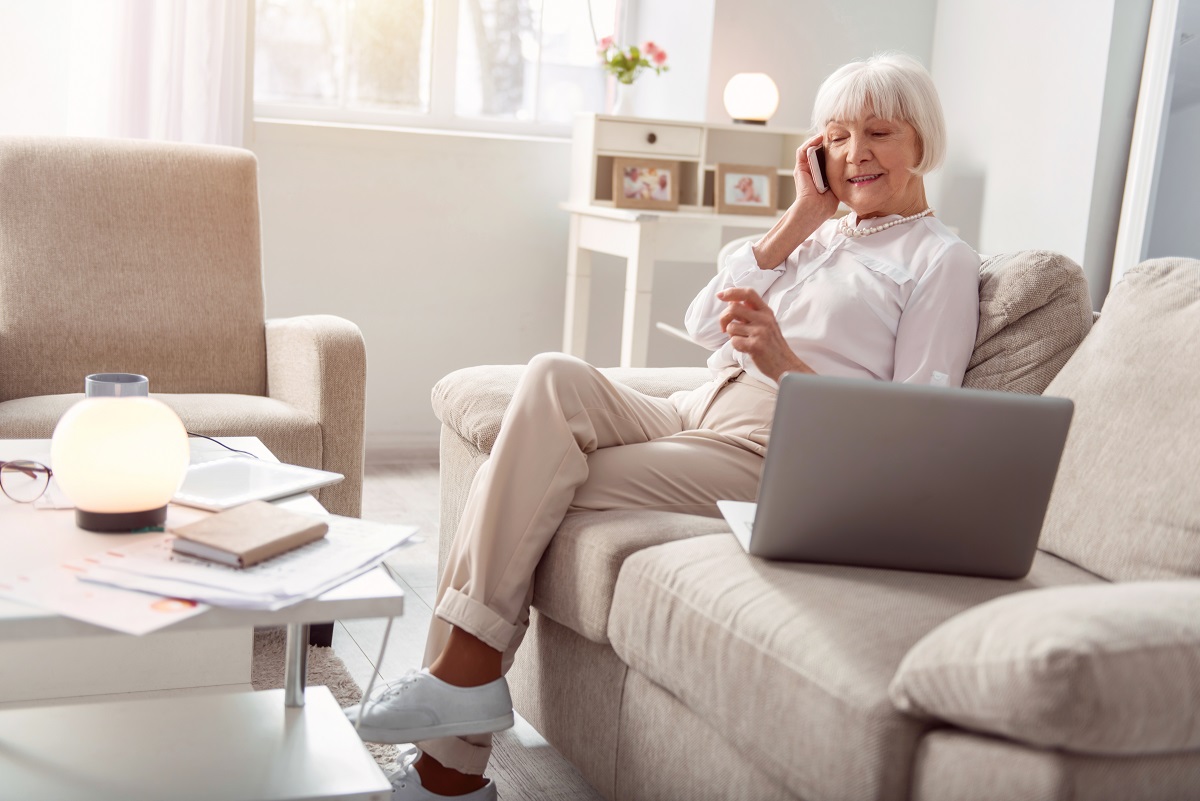 online discussion groups for seniors