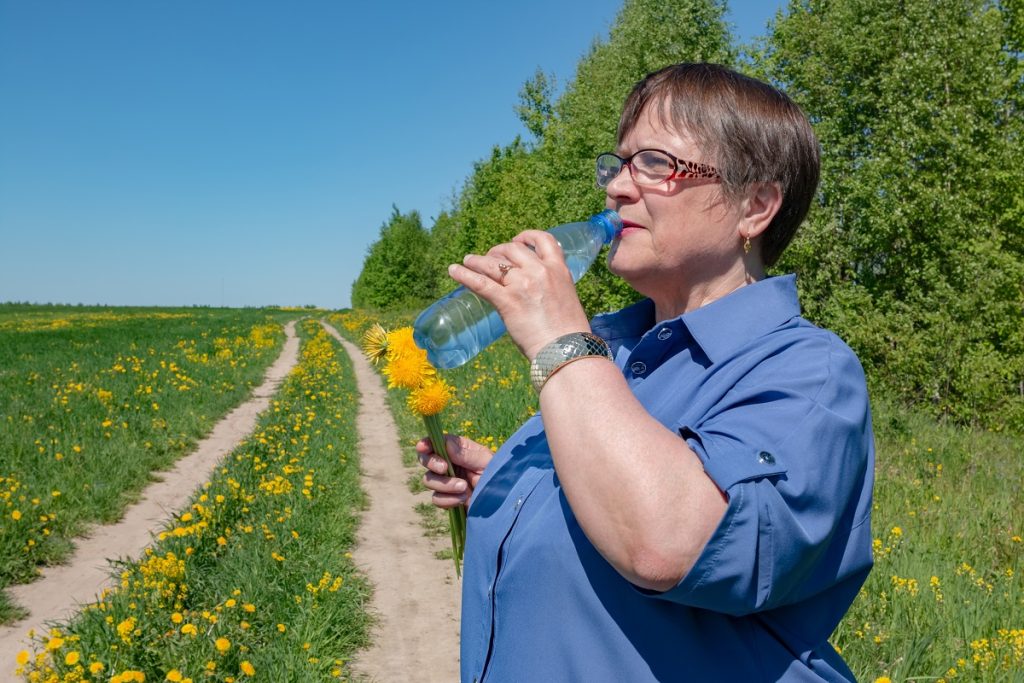 Hydrate in sunshine