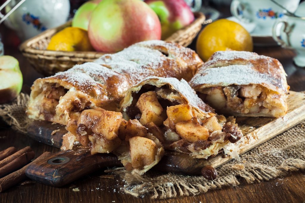 Apple strudel